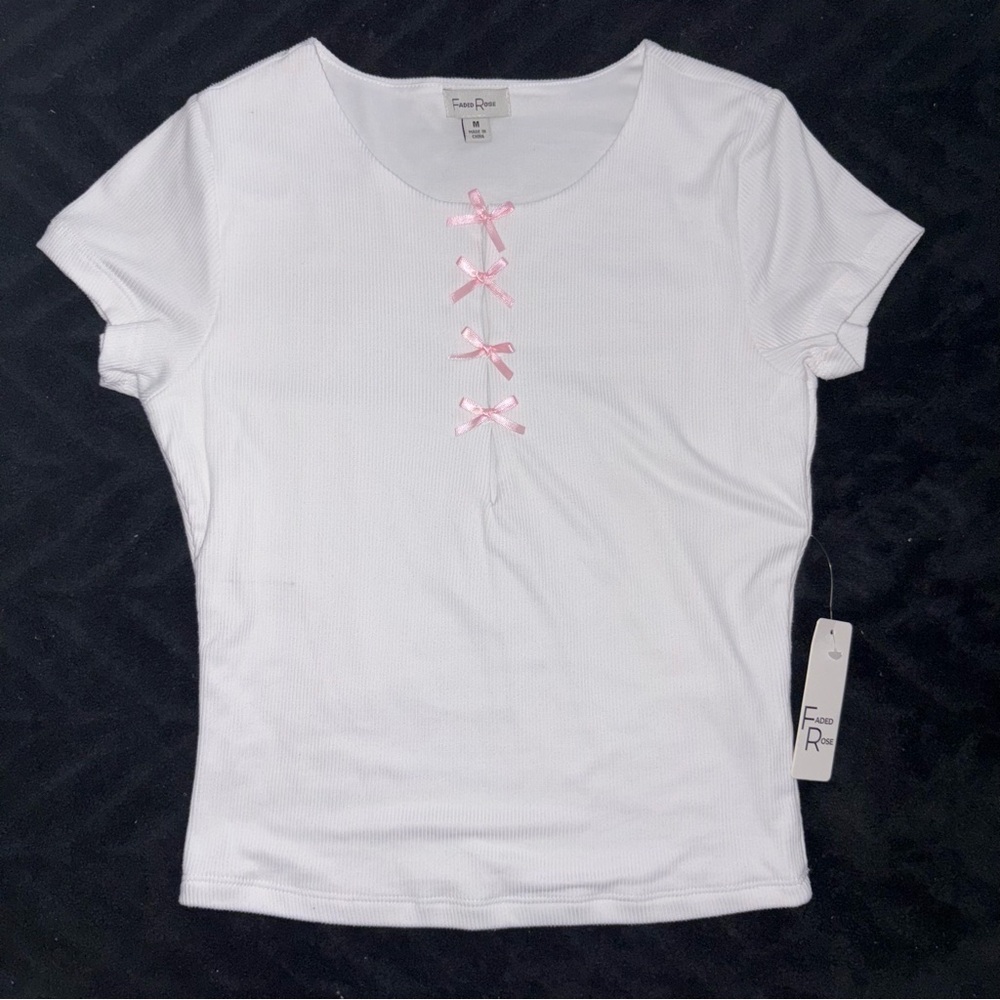 Chic White Tee with Pink Ribbon Details